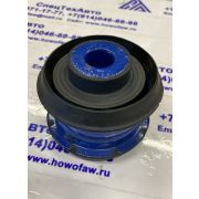 Сайлентблок торсиона кабины QINYAN  81.96210.0437A-1 F2000驾驶室翻转轴套胶套秦燕